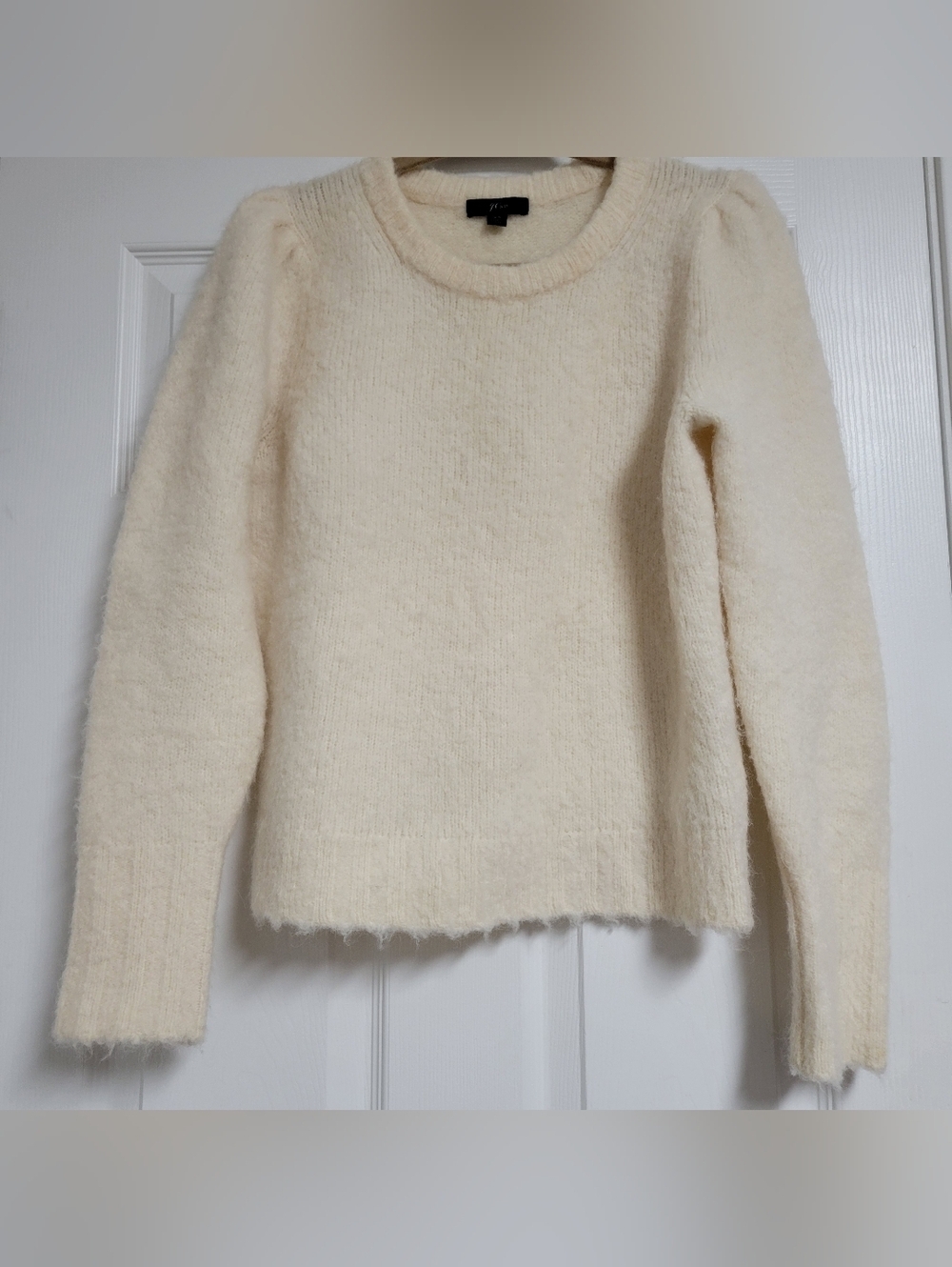 J.crew Alpaca Merino Wool Blend Pullover Cozy Cream Crewneck Sweater Size XS.